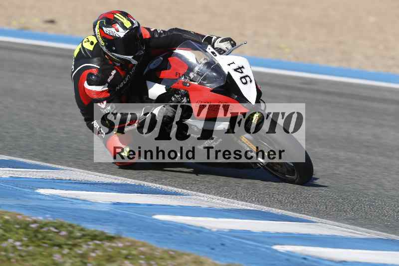 /Archiv-2024/01 26.-28.01.2024 Moto Center Thun Jerez/Gruppe schwarz-black/941